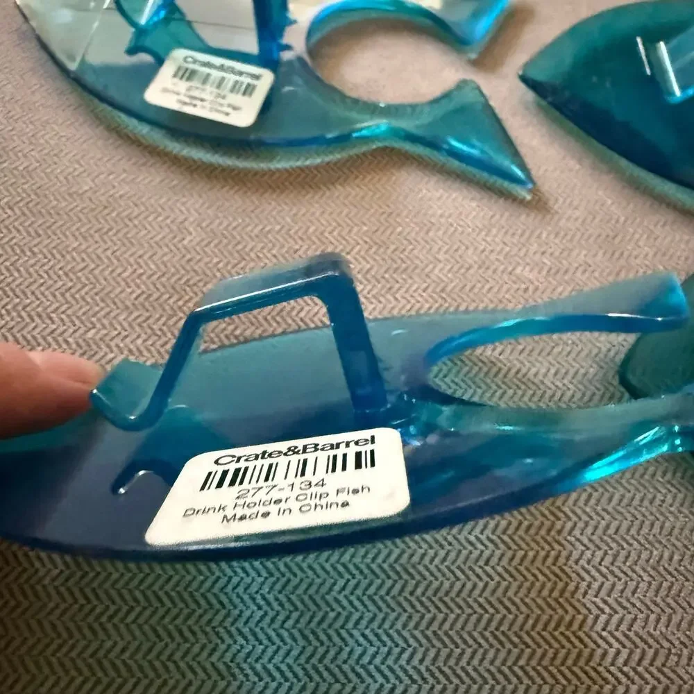 Vintage Crate & Barrel Blue Fish Drink Holder Clips Set of 4 Pool Party